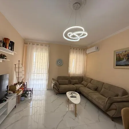 Paola's * Vlorë